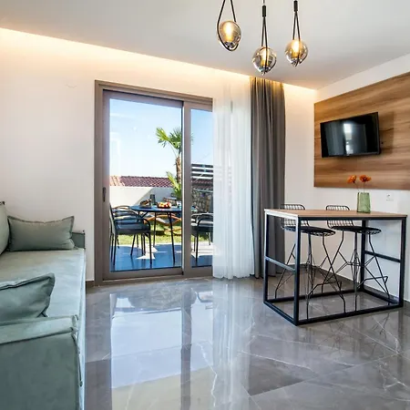 Aigli Skala Maries Deluxe Skala Marion